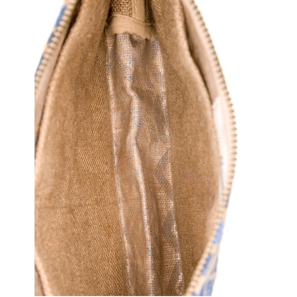 Neiman Marcus “Fashioned For Change” Blue Chevron Jute Clutch NWT — Tassel - Picture 4 of 11